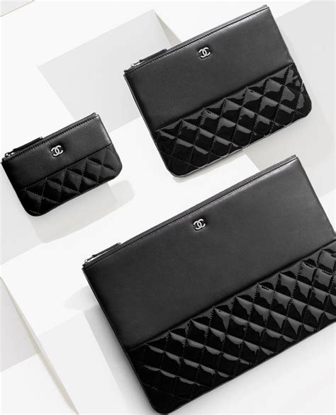 chanel o-case in black macbook buy